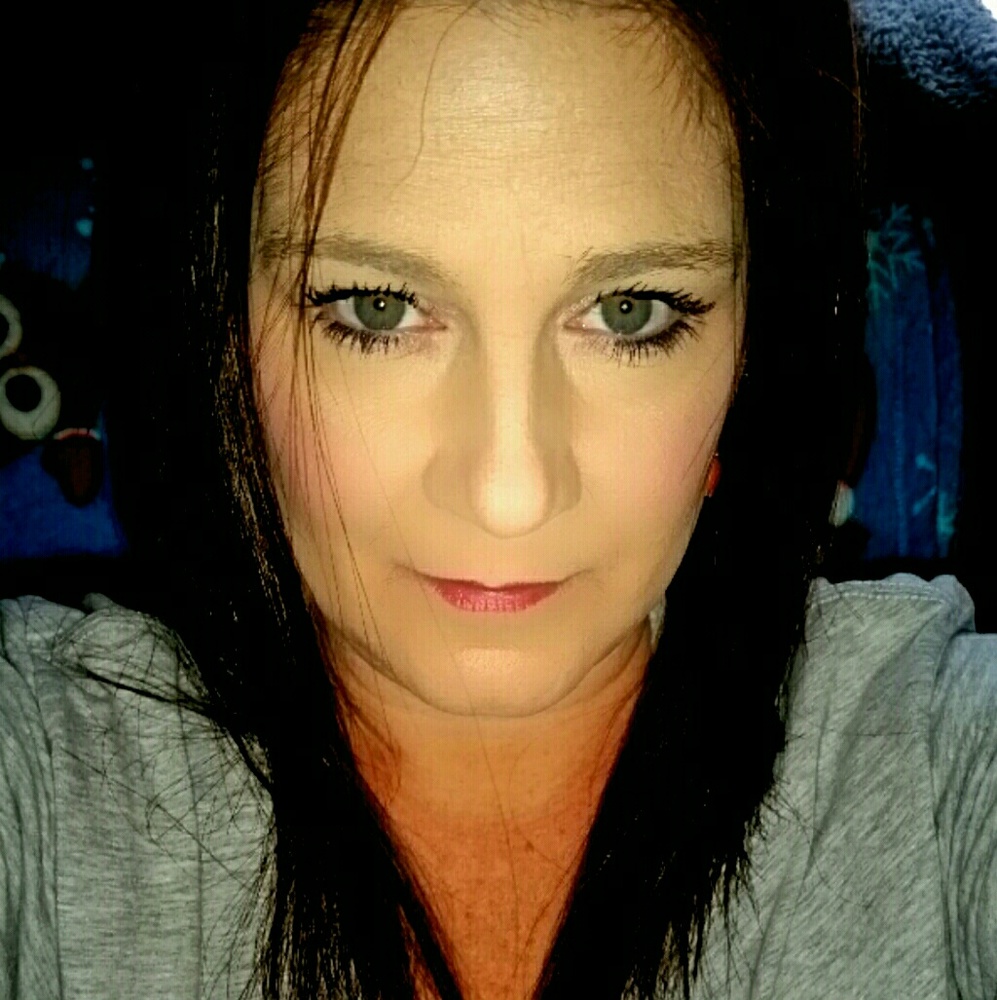 Meet your Posher, Suzanna